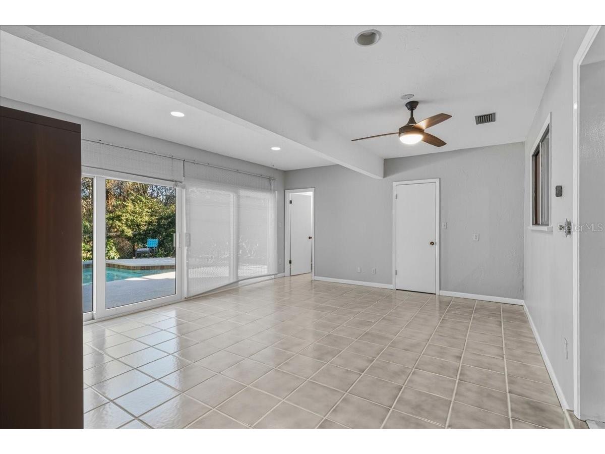 1707 NW 51st Terrace Gainesville FL 32605 GC536510 image16