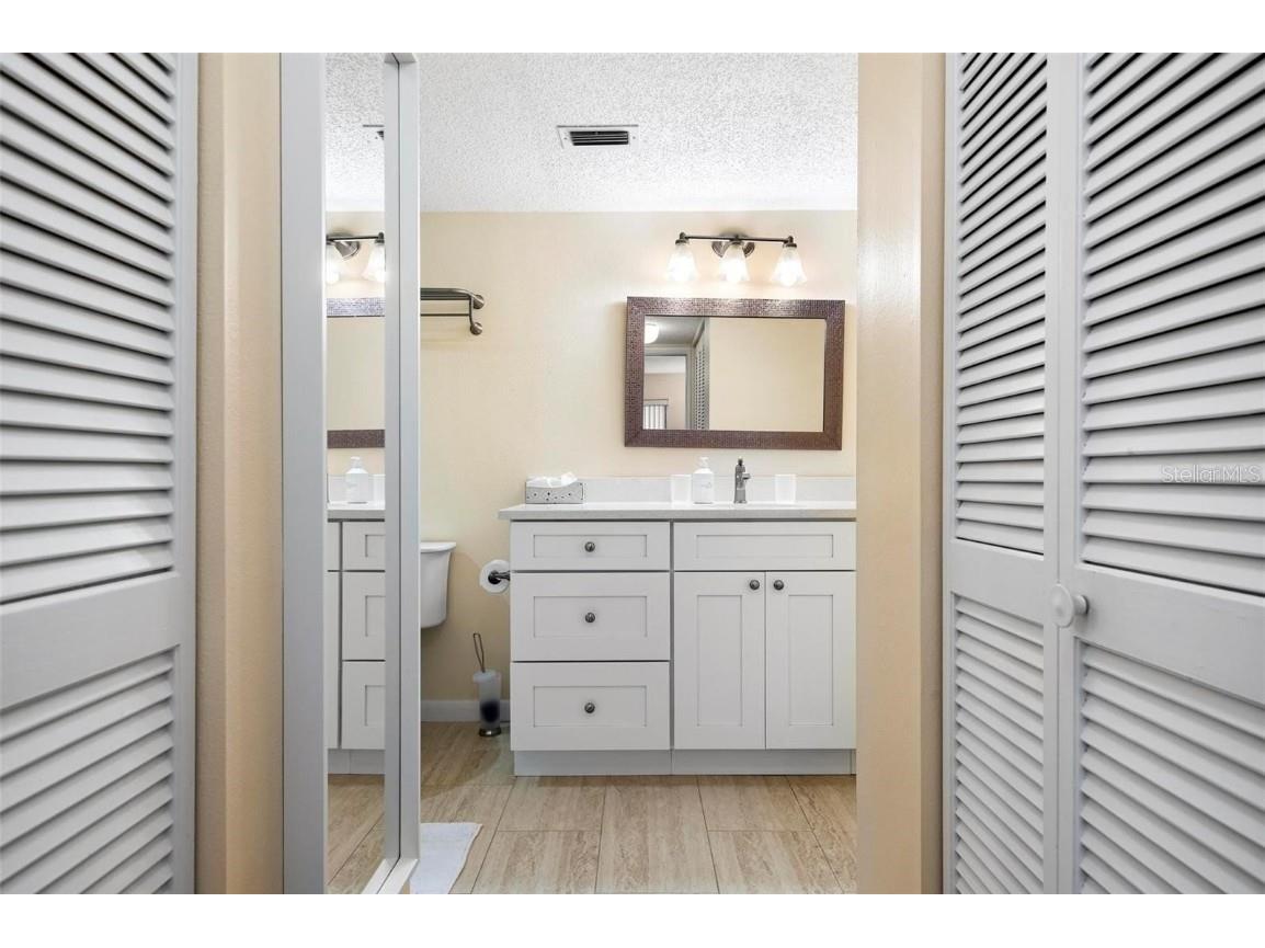 1707 Pelican Cove Road #451 Sarasota FL 34231 A4655160 image13