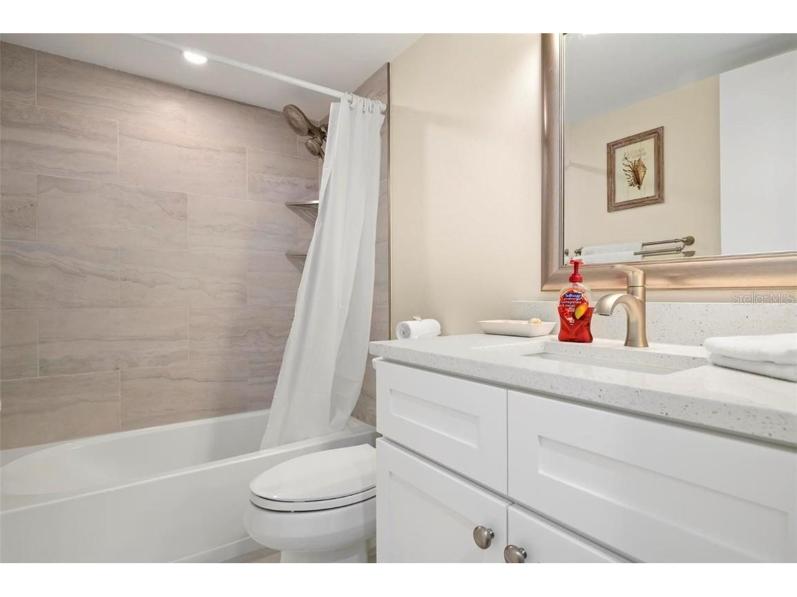 1707 Pelican Cove Road #451 Sarasota FL 34231 A4655160 image15