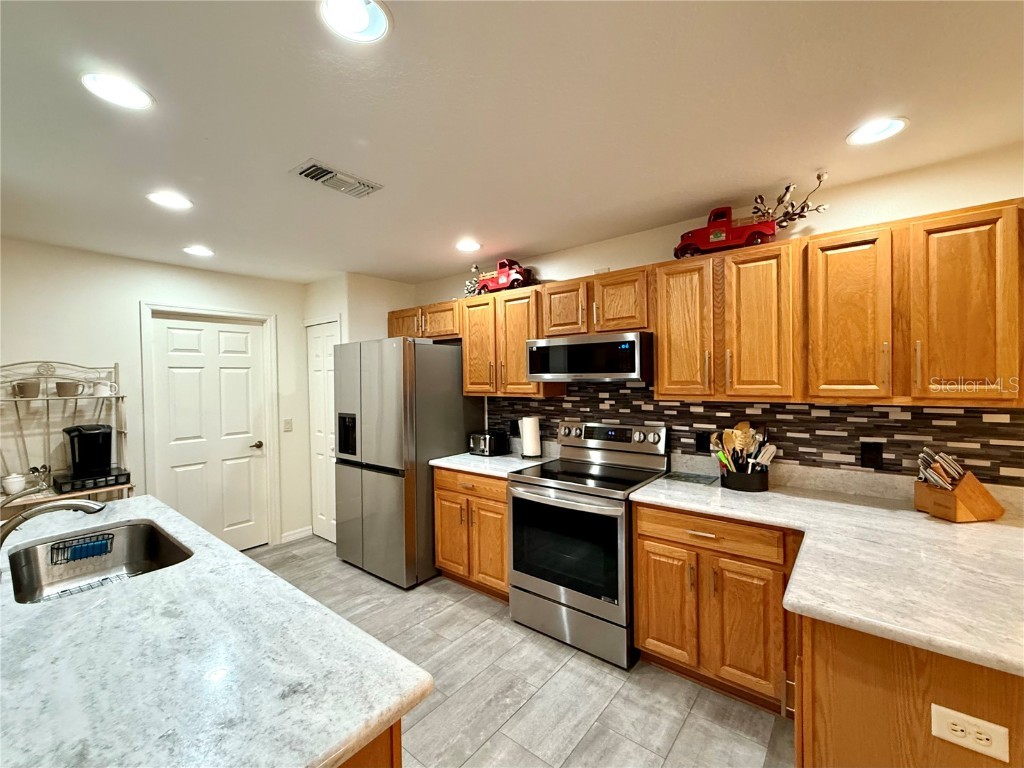 1707 SW 155th Place Road Ocala FL 34473 OM711672 image23