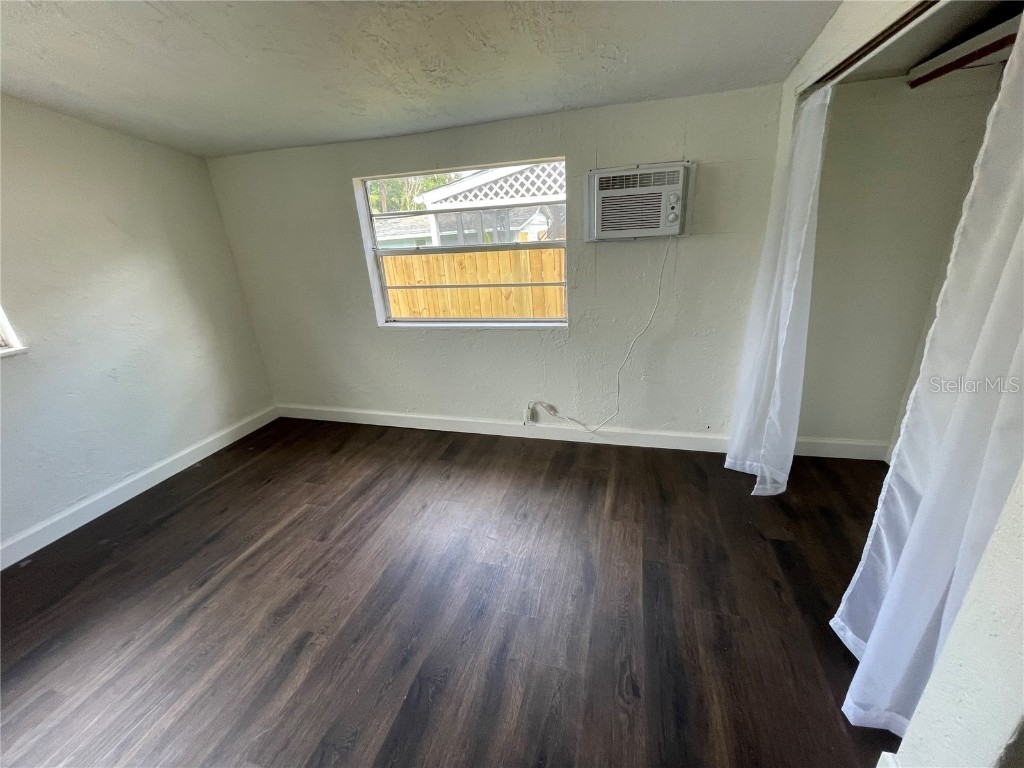 1708 Ballard Park Drive #APT B Bradenton FL 34205 TB8448679 image5