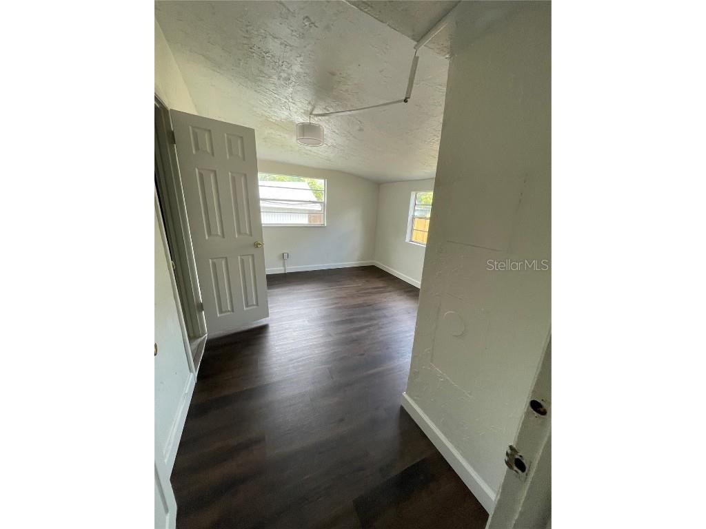 1708 Ballard Park Drive #APT B Bradenton FL 34205 TB8448679 image6