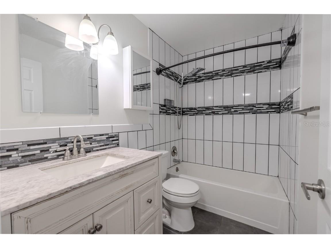 1708 Belleair Forest Drive #D Belleair FL 33756 TB8434814 image23