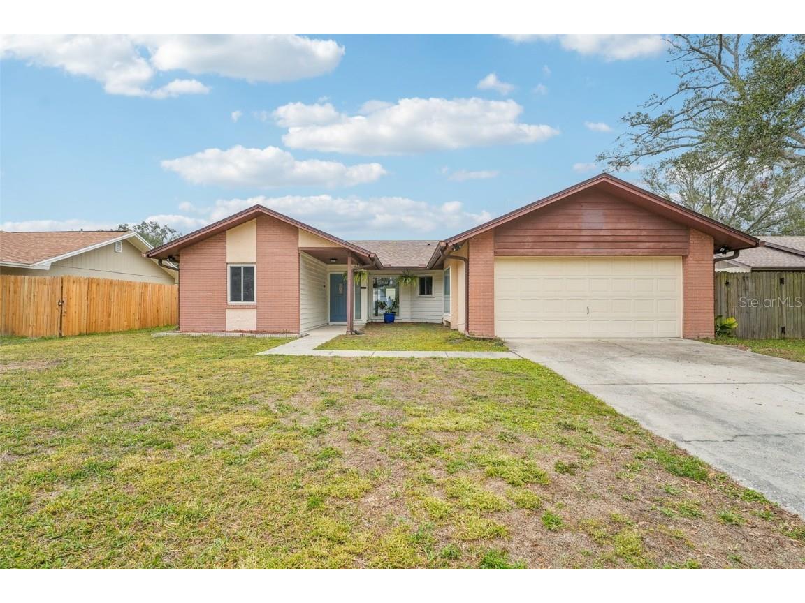 1708 Dove Field Place Brandon FL 33510 TB8339556 image1
