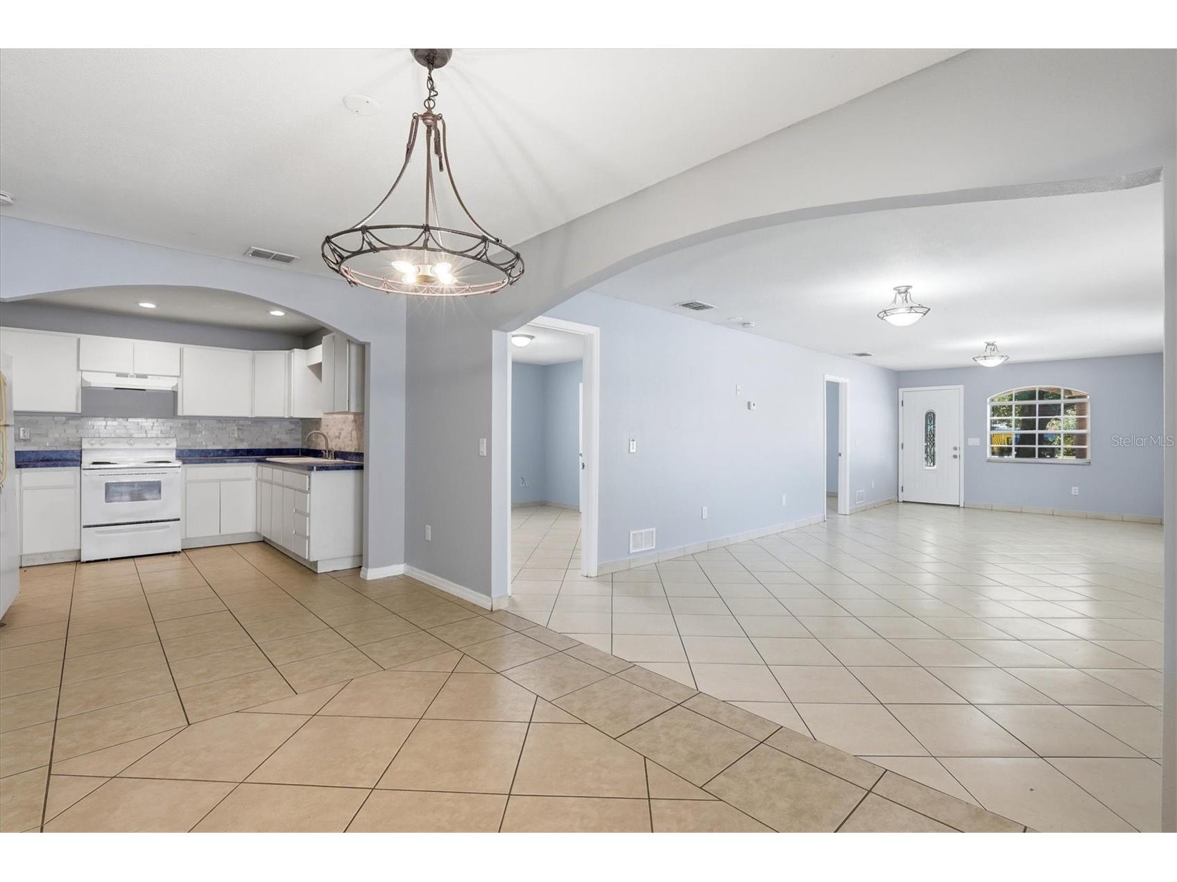 1708 E Genesee Street Tampa FL 33610 TB8498288 image6