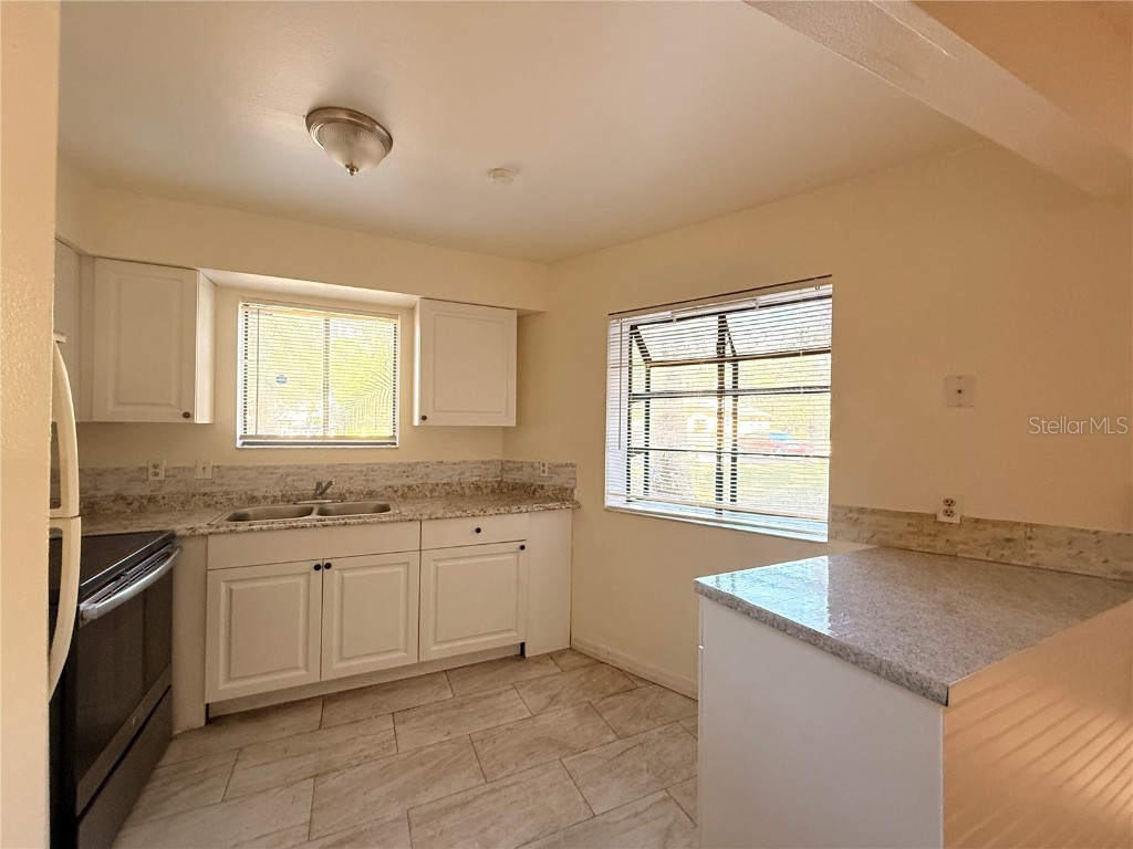 1708 Foxhall Circle Kissimmee FL 34741 S5139909 image10