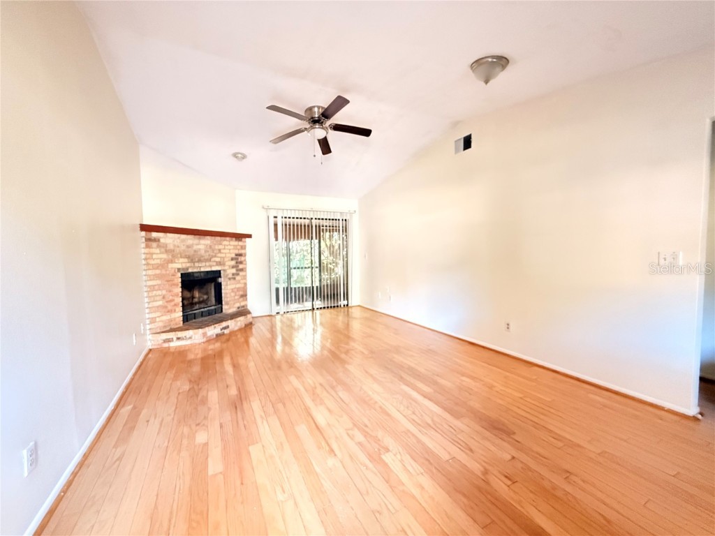 1708 Foxhall Circle Kissimmee FL 34741 S5139909 image4