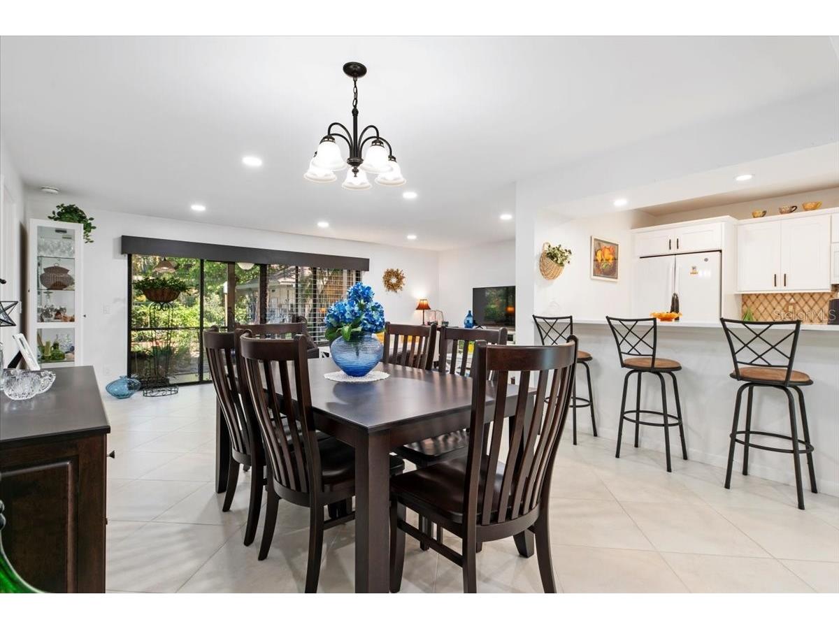 1708 Glenhouse Drive #313 Sarasota FL 34231 A4685645 image9