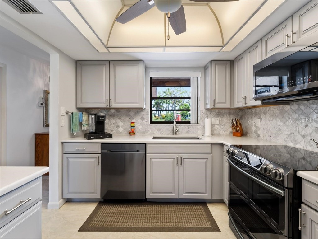 1708 Lakeside Drive #1710B Venice FL 34293 N6140909 image7