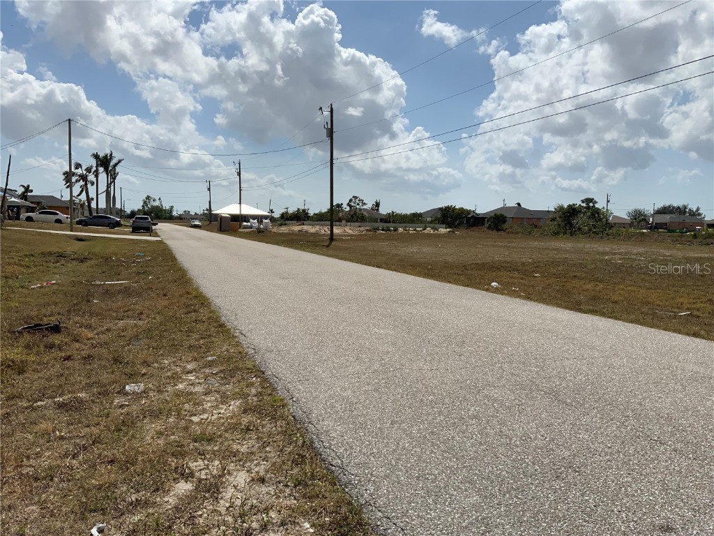 1708 NW 6th Place Cape Coral FL 33993 A4563626 image3