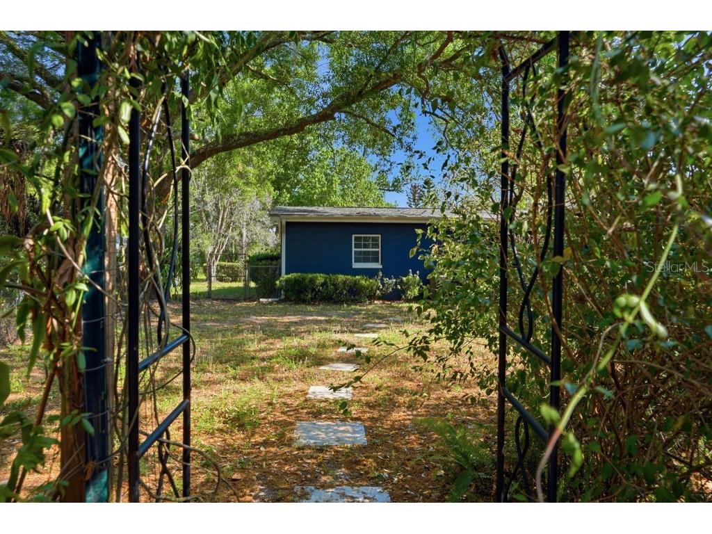 1708 Pond Lake Drive Tampa FL 33612 TB8477089 image61
