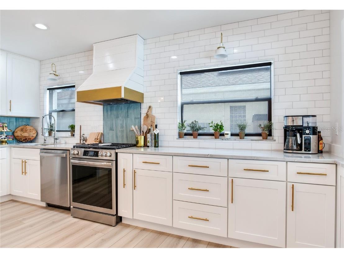 17081 Dolphin Drive North Redington Beach FL 33708 TB8417934 image16