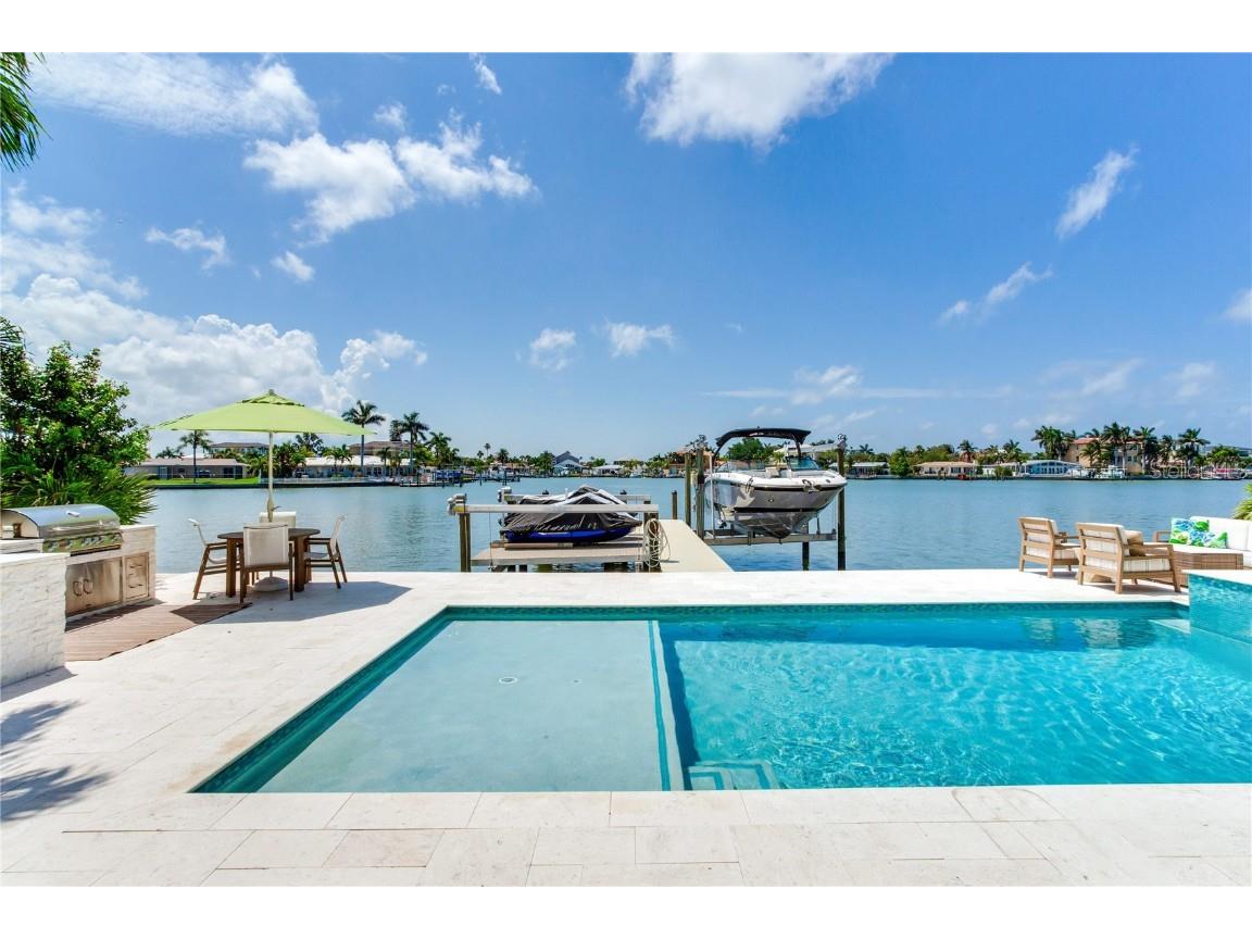 17081 Dolphin Drive North Redington Beach FL 33708 TB8417934 image5