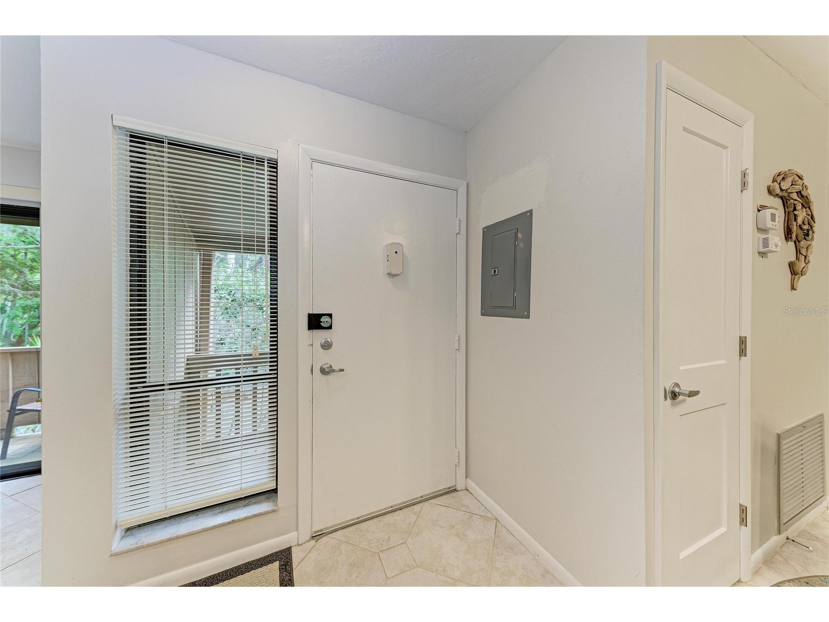 1709 Clower Creek Drive #205 Sarasota FL 34231 A4691836 image4