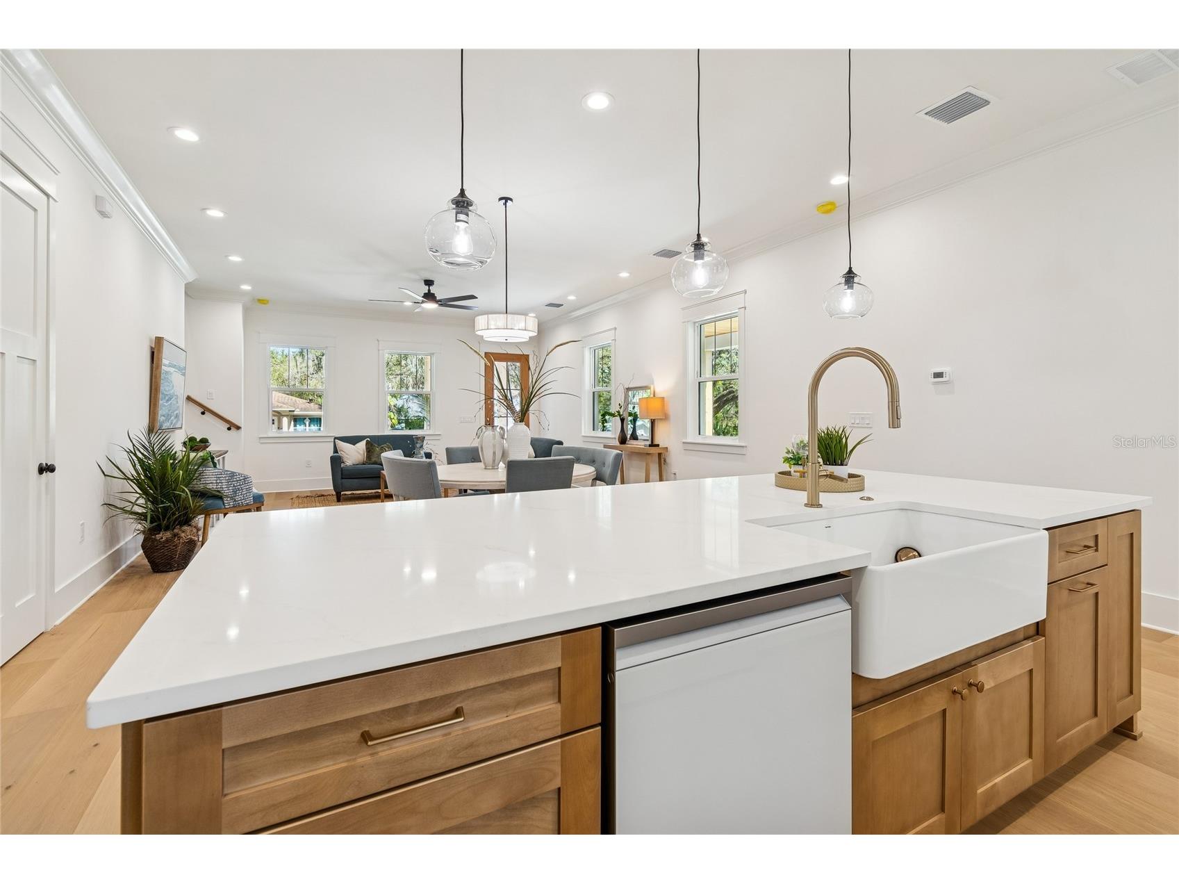 1709 E Henry Avenue Tampa FL 33610 TB8481181 image28