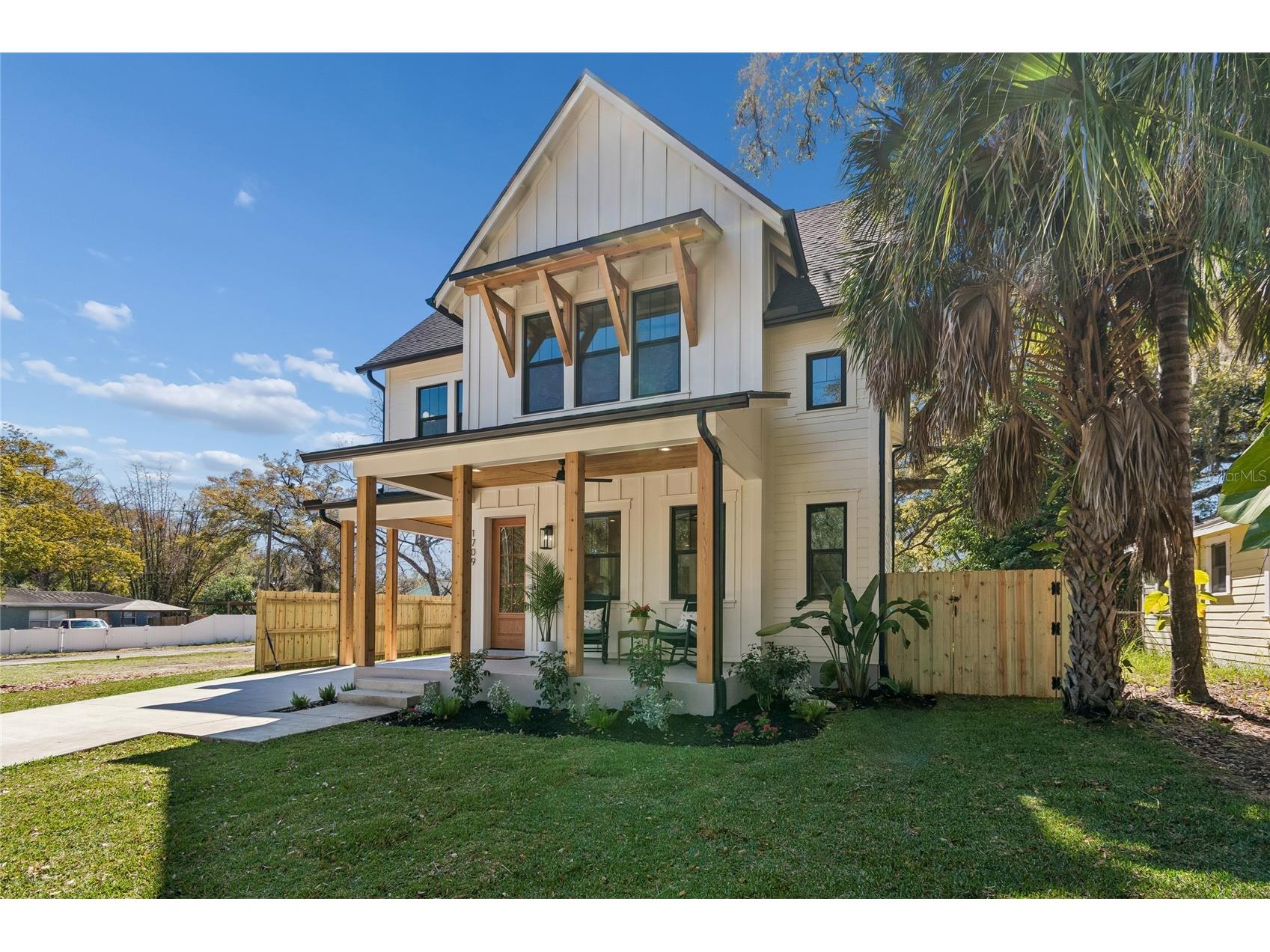 1709 E Henry Avenue Tampa FL 33610 TB8481181 image3