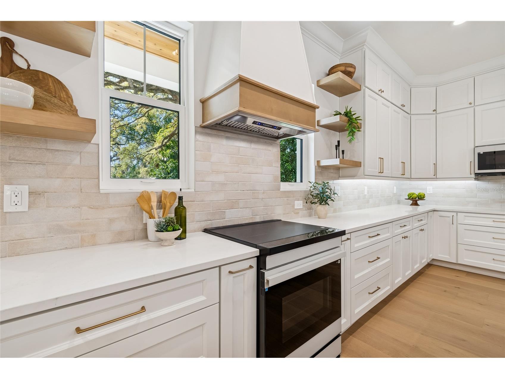 1709 E Henry Avenue Tampa FL 33610 TB8481181 image30