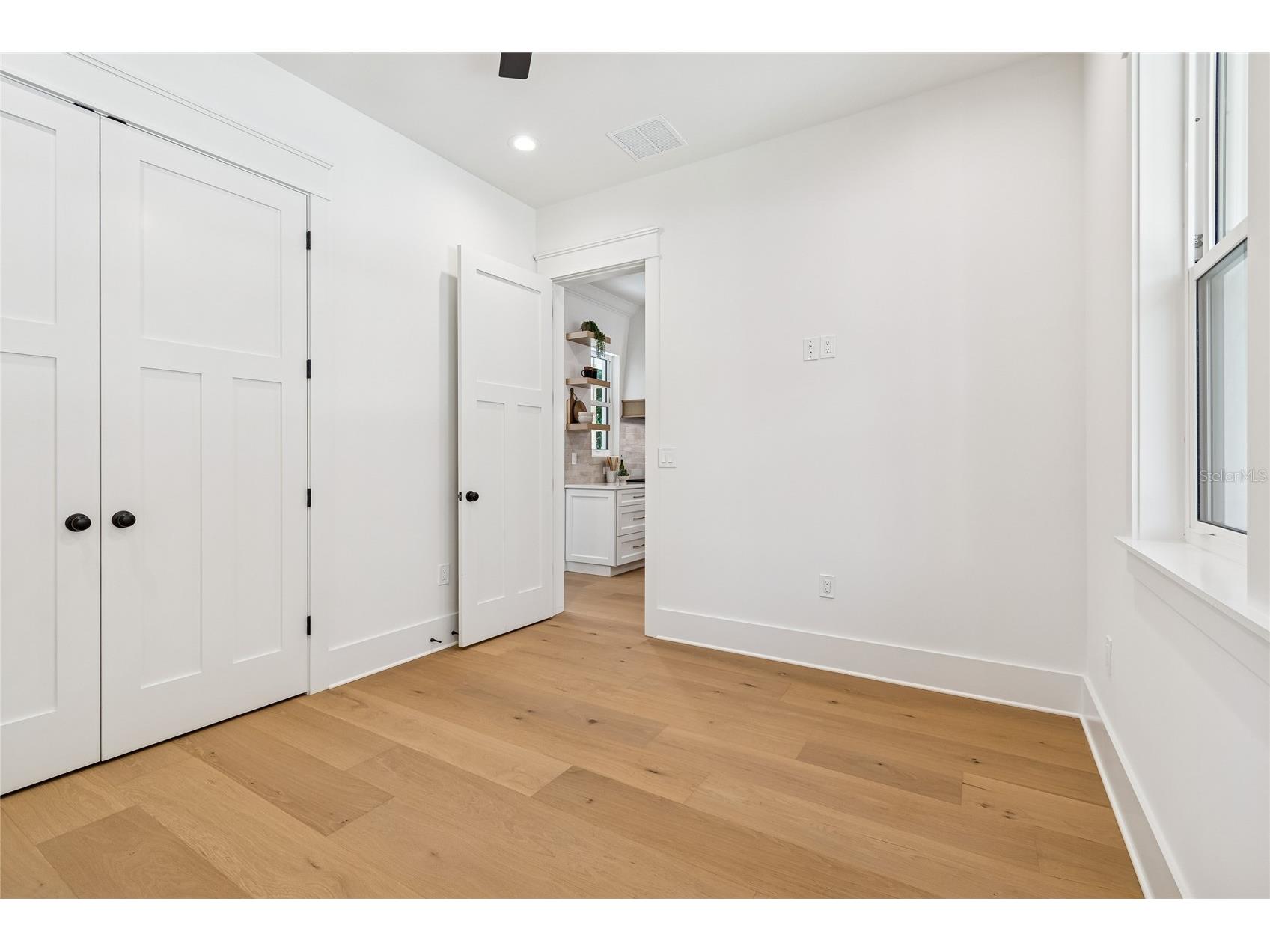1709 E Henry Avenue Tampa FL 33610 TB8481181 image34