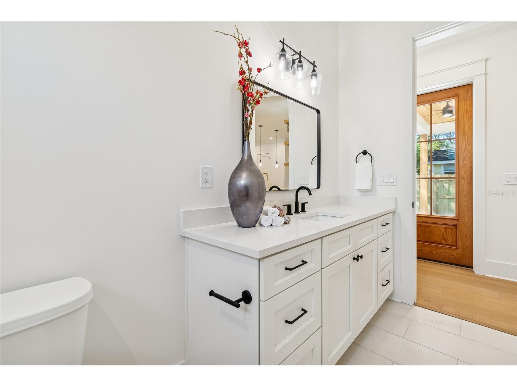 1709 E Henry Avenue Tampa FL 33610 TB8481181 image38