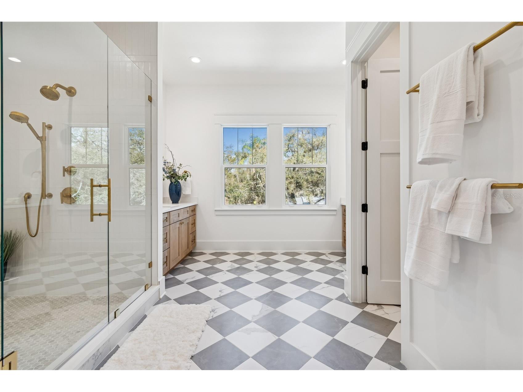 1709 E Henry Avenue Tampa FL 33610 TB8481181 image45
