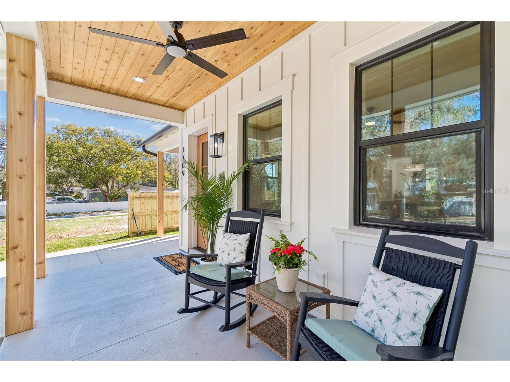 1709 E Henry Avenue Tampa FL 33610 TB8481181 image5