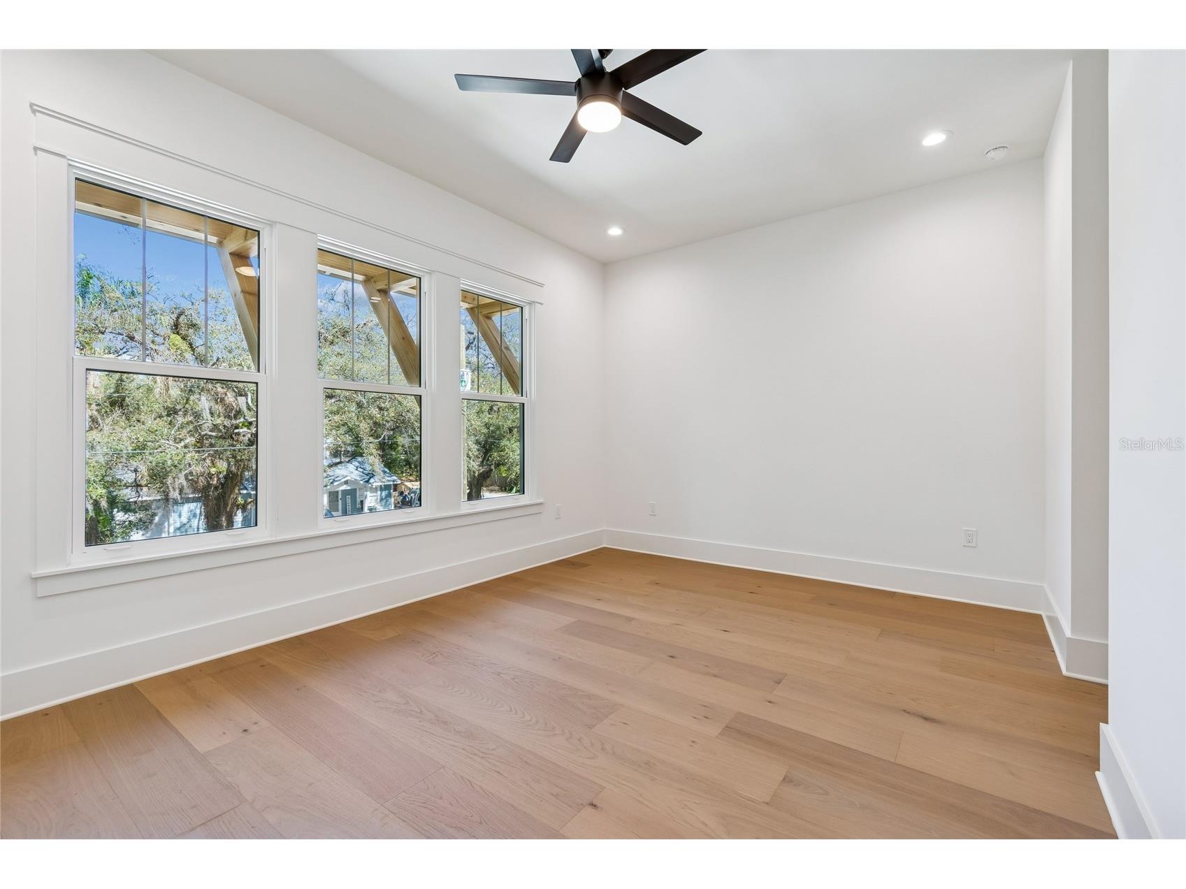 1709 E Henry Avenue Tampa FL 33610 TB8481181 image57