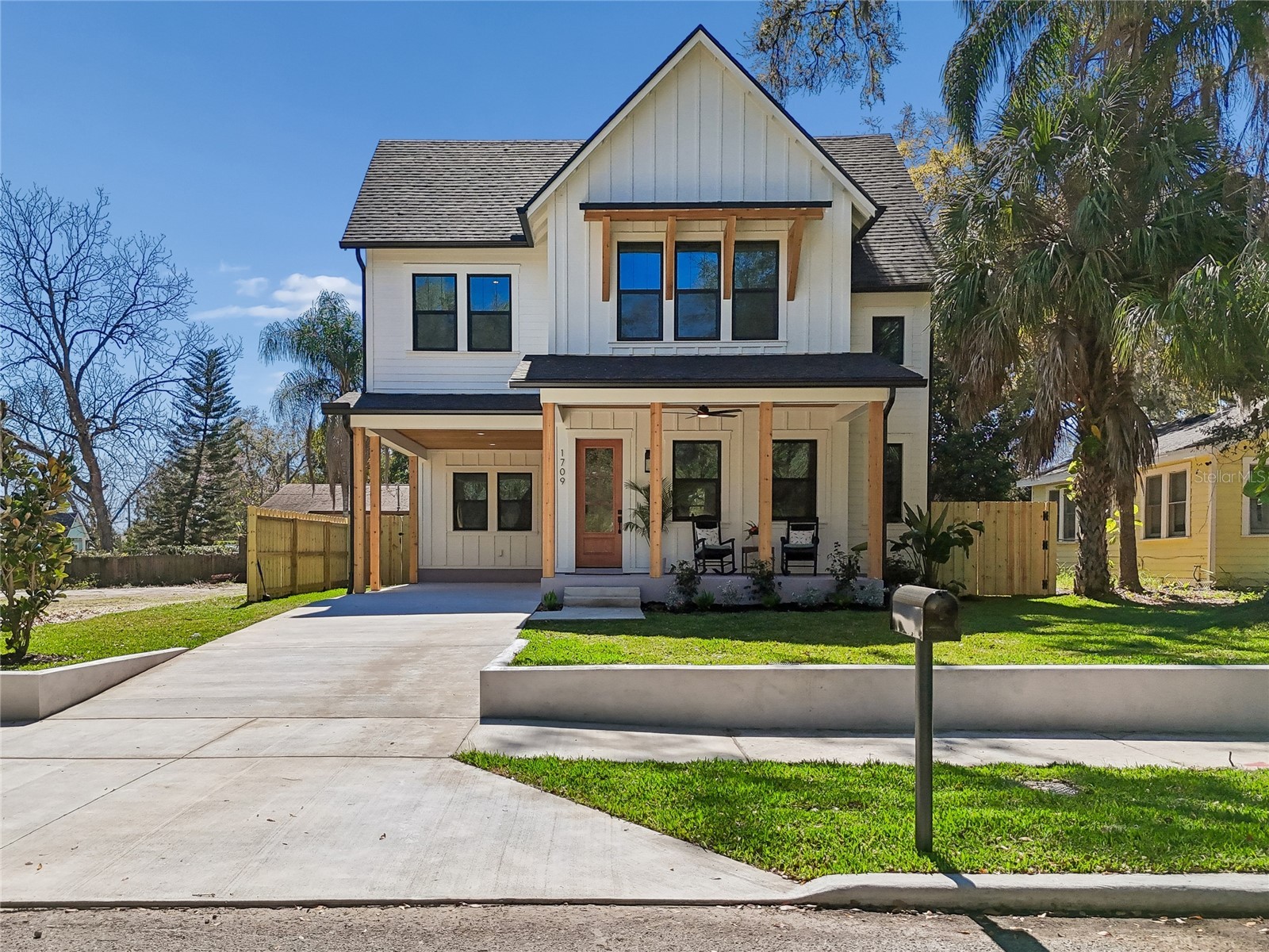 1709 E Henry Avenue Tampa FL 33610 TB8481181 image76