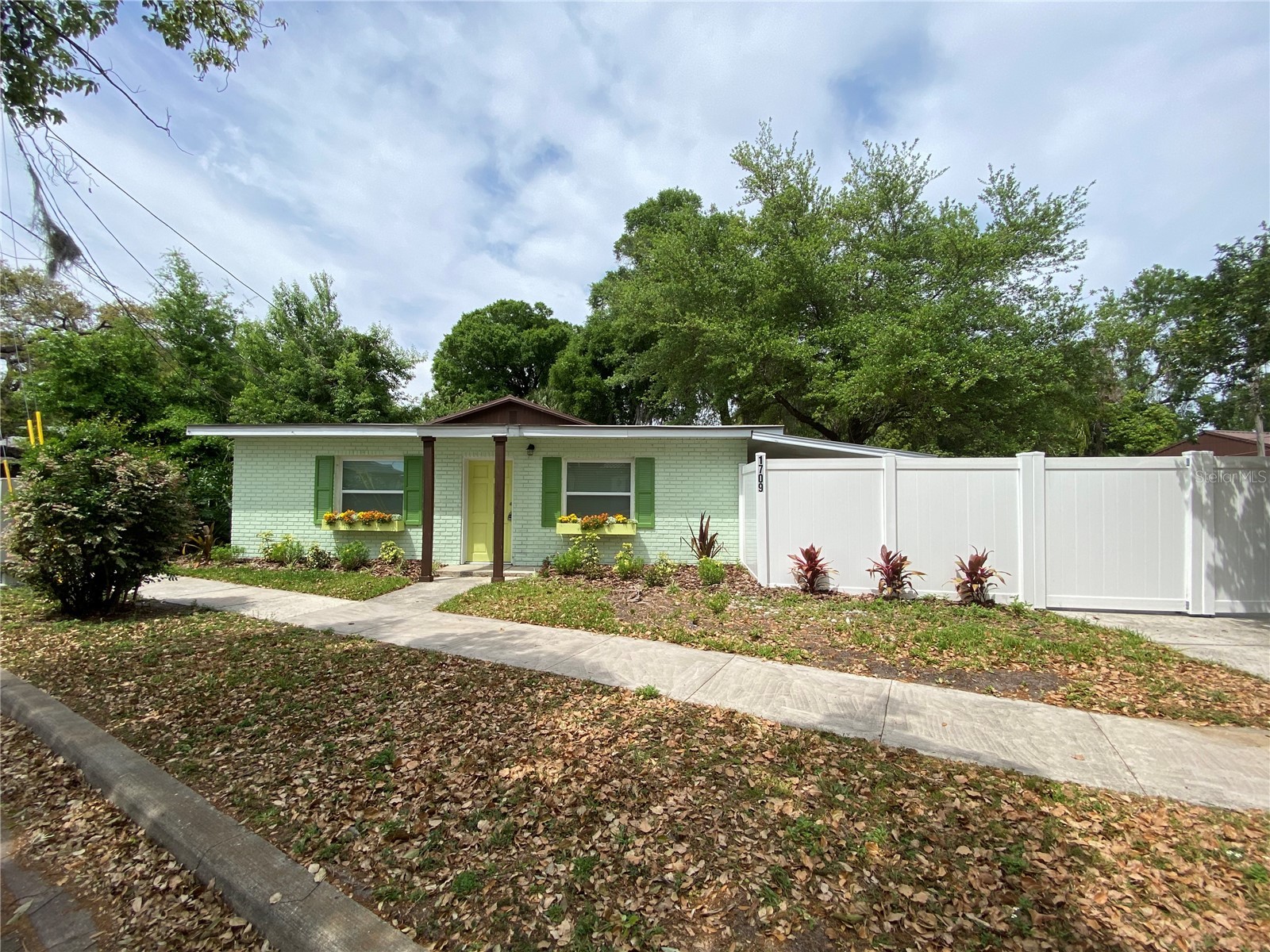 1709 Fairview Shores Drive Orlando FL 32804 O6407581 image1