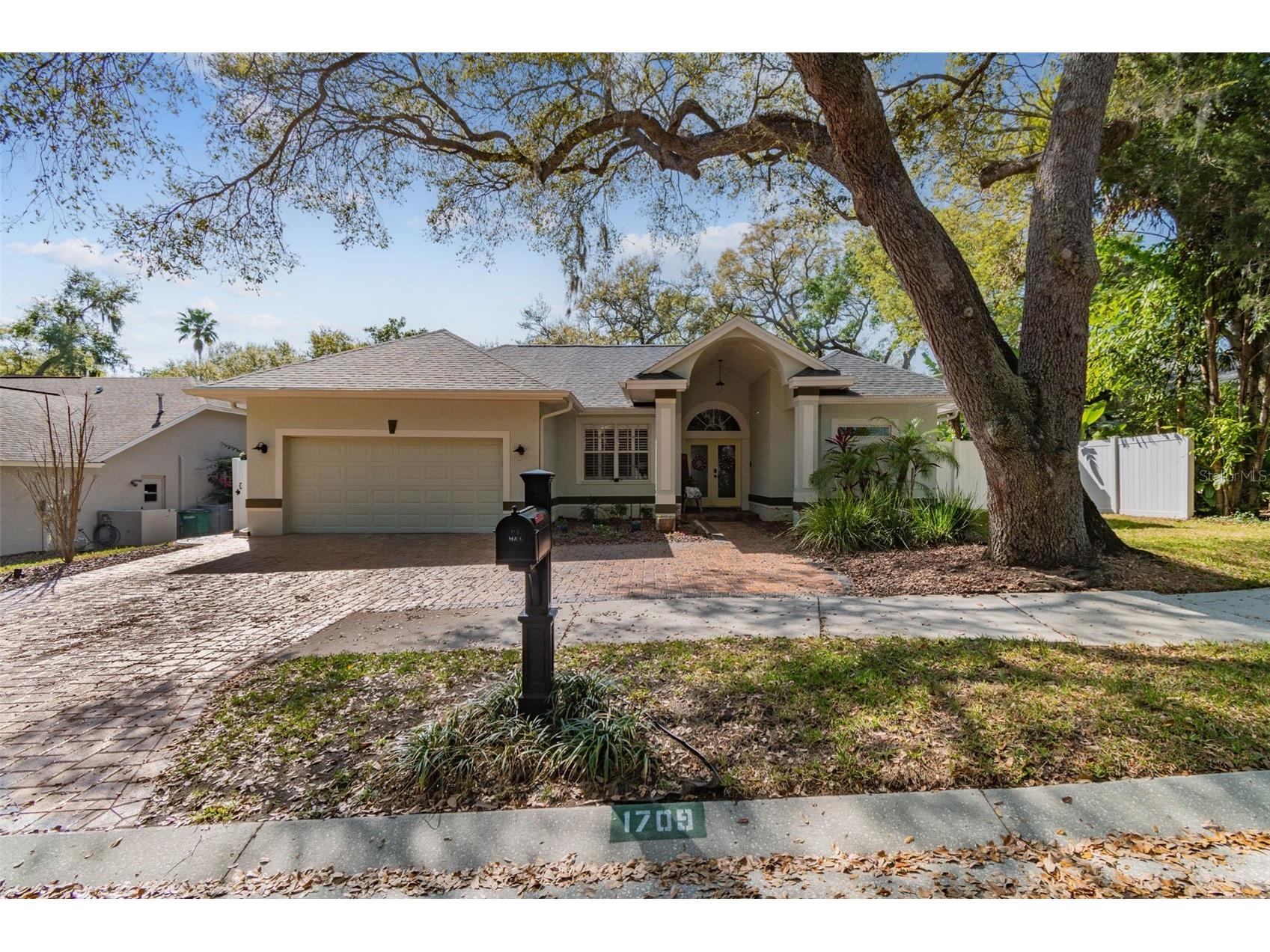 1709 La Forest Avenue Safety Harbor FL 34695 TB8485479 image3