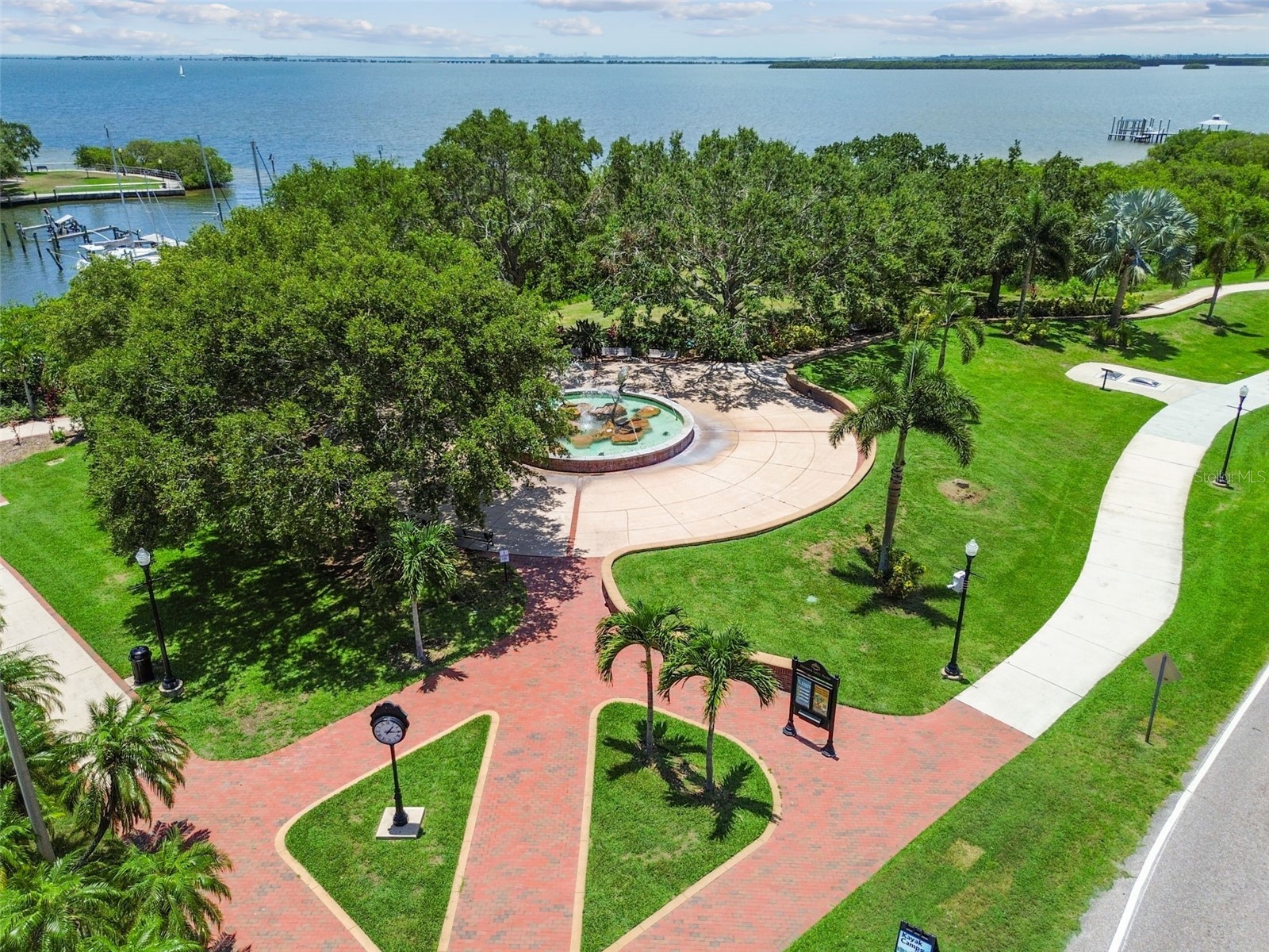 1709 La Forest Avenue Safety Harbor FL 34695 TB8485479 image72