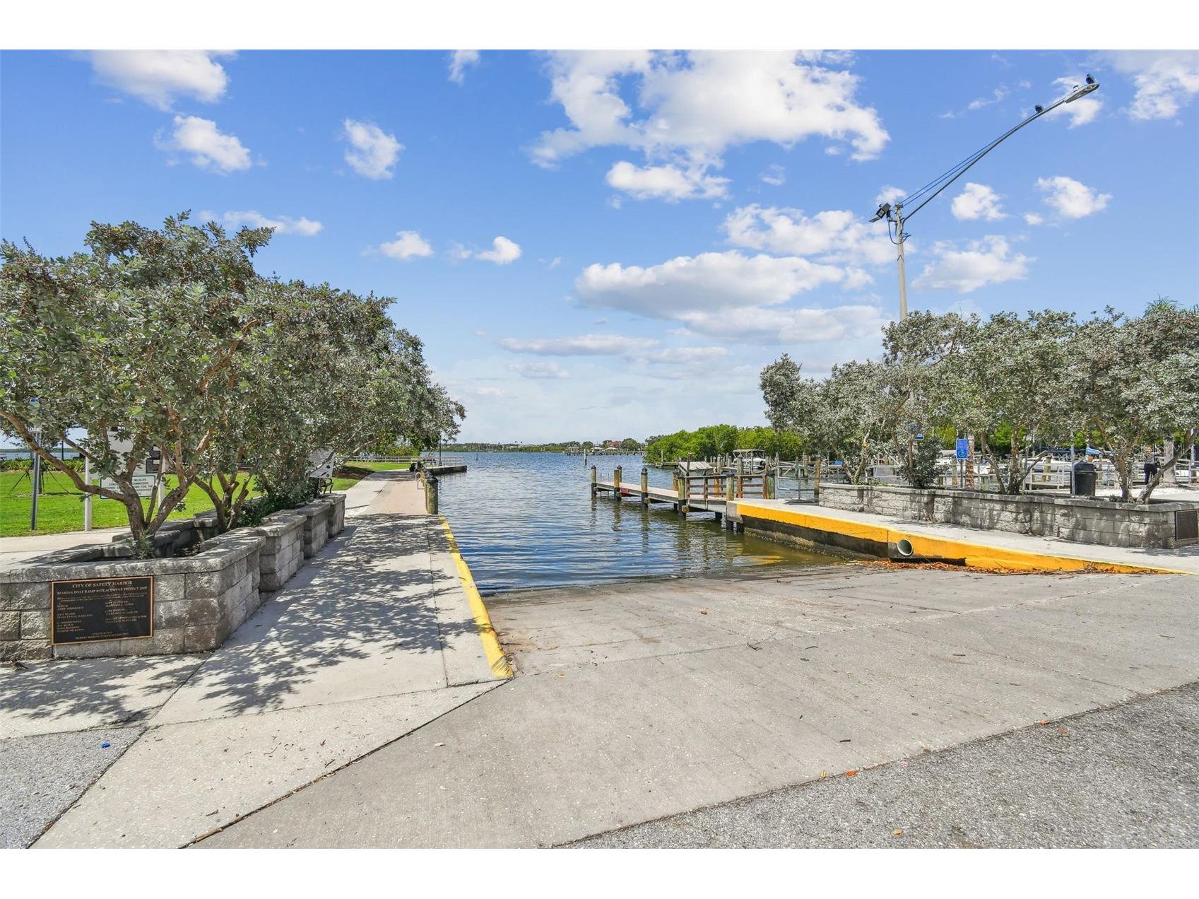 1709 La Forest Avenue Safety Harbor FL 34695 TB8485479 image79