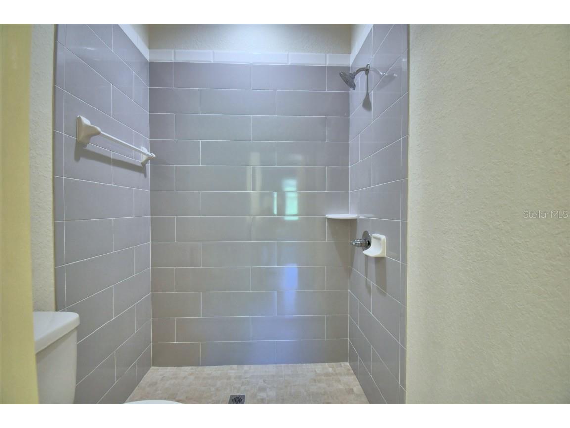 1709 Linz Ct Winter Haven FL 33884 P4936273 image17