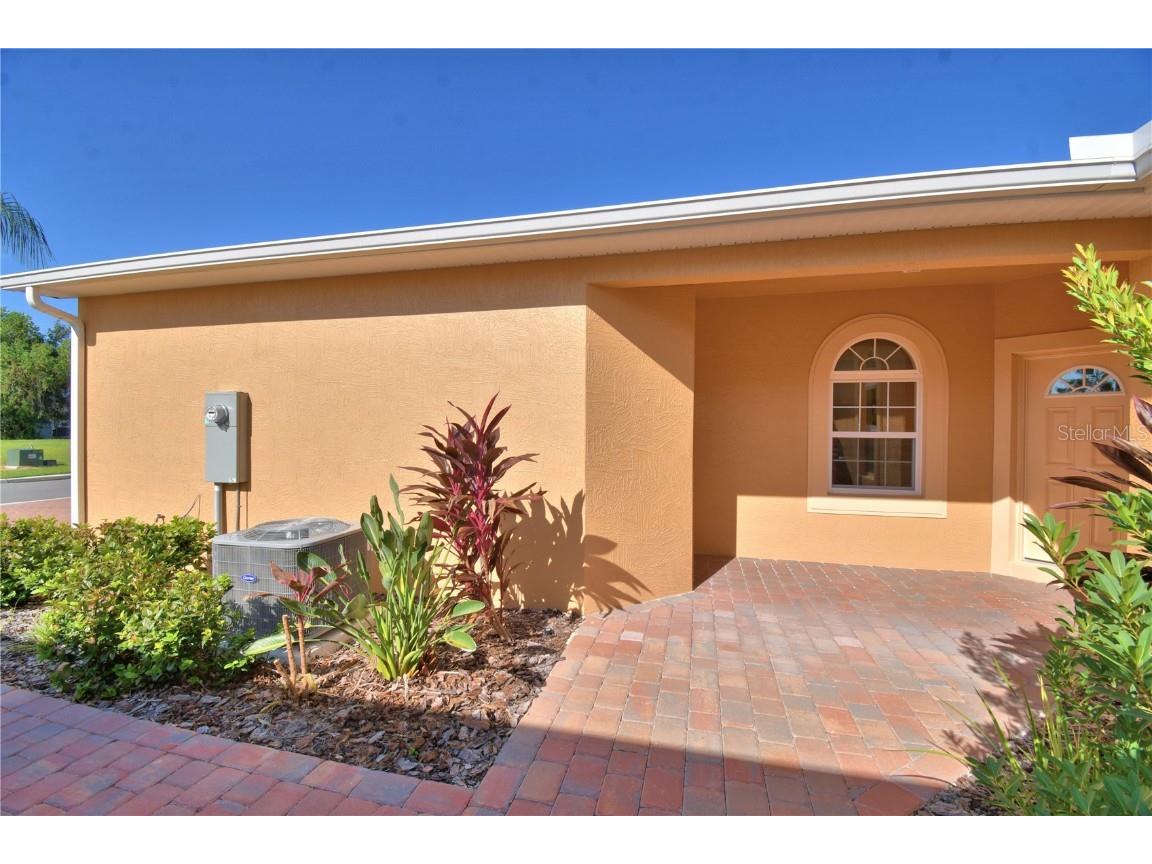 1709 Linz Ct Winter Haven FL 33884 P4936273 image2