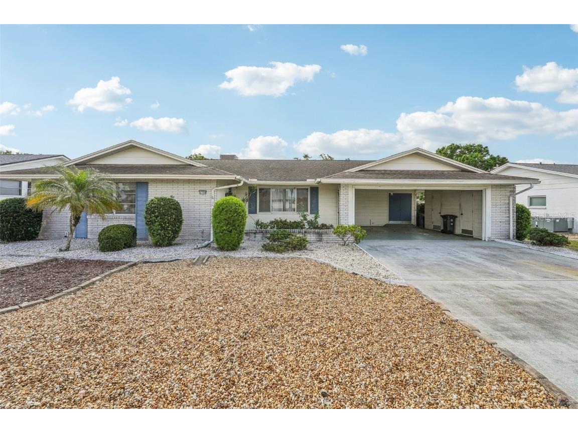 1709 N Pebble Beach Boulevard Sun City Center FL 33573 TB8368436 image1