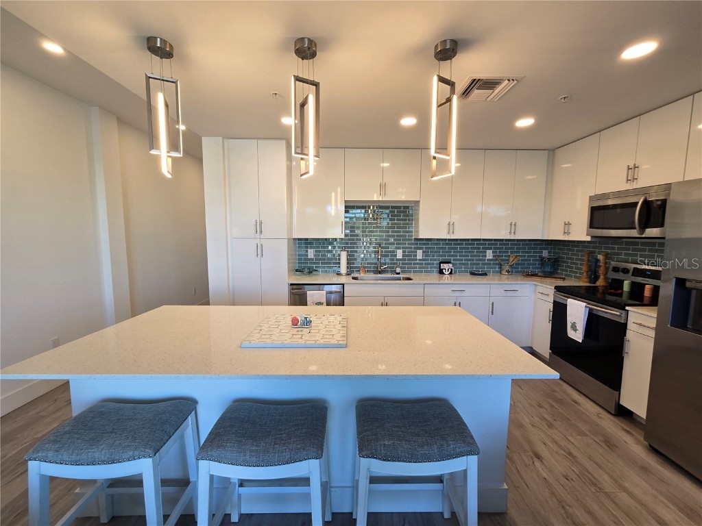 1709 N Tamiami Trail #201 Sarasota FL 34234 - WHITAKER BAYOU A4621427 image14