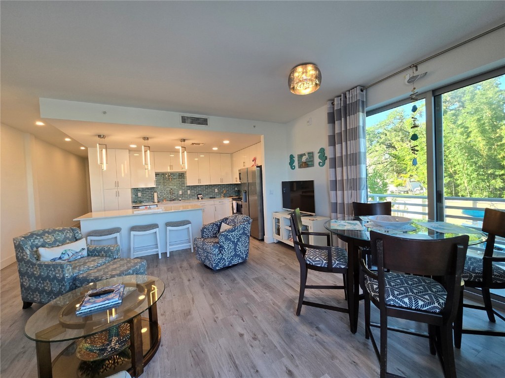 1709 N Tamiami Trail #201 Sarasota FL 34234 - WHITAKER BAYOU A4621427 image17