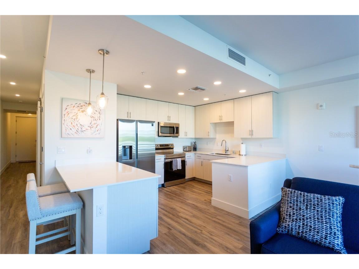 1709 N Tamiami Trail #214 Sarasota FL 34234 - SARASOTA BAY A4632613 image5