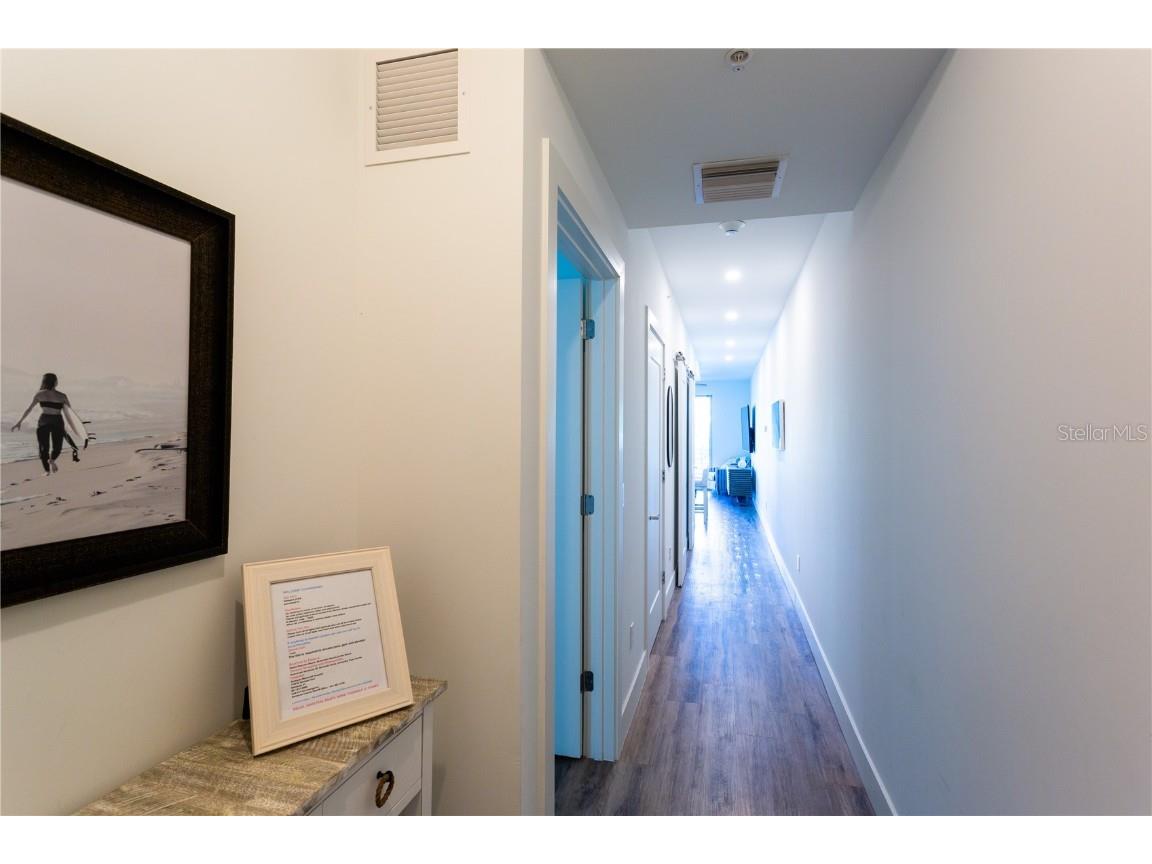 1709 N Tamiami Trail #215 Sarasota FL 34234 - SARASOTA BAY A4632292 image4