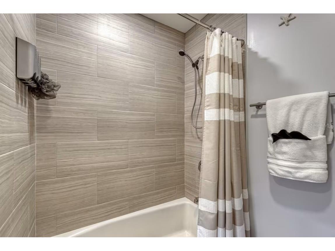 1709 N Tamiami Trail #220 Sarasota FL 34234 O6325748 image6