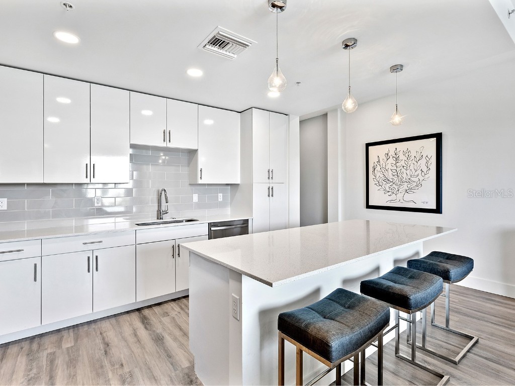 1709 N Tamiami Trail #318 Sarasota FL 34234 - WHITAKER BAYOU SARASOTA BAY A4670728 image13