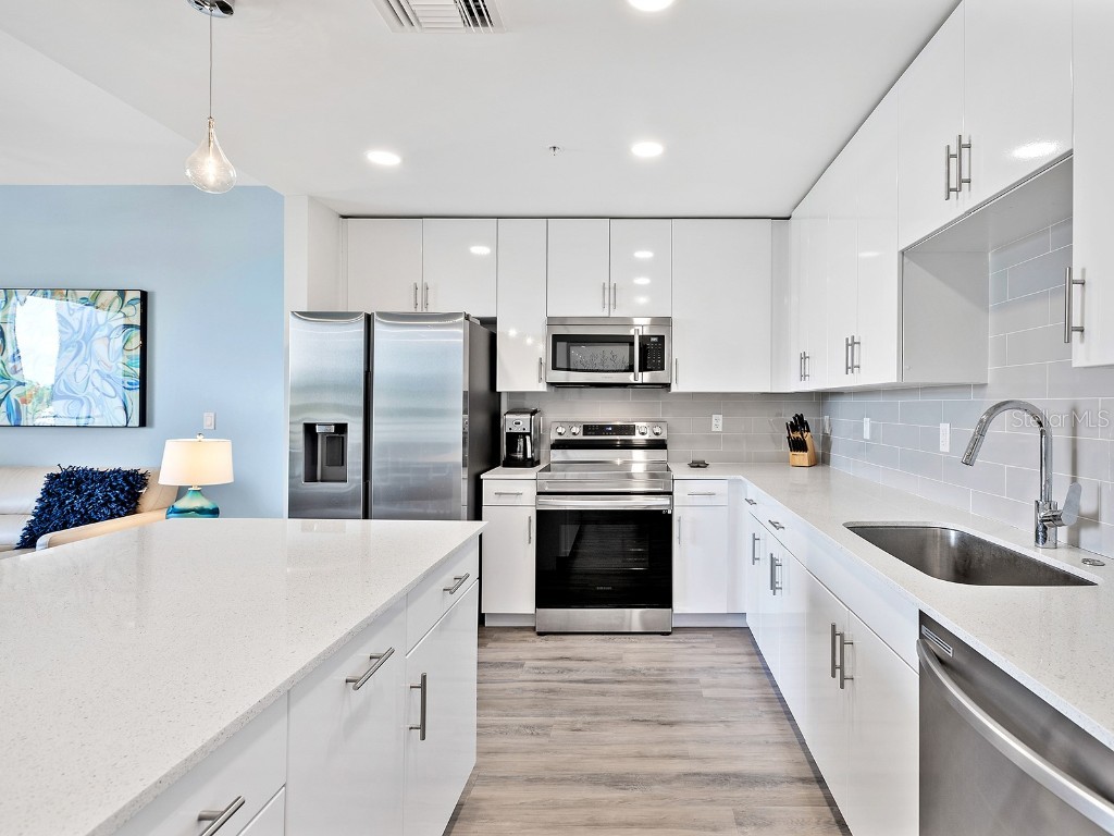 1709 N Tamiami Trail #318 Sarasota FL 34234 - WHITAKER BAYOU SARASOTA BAY A4670728 image16