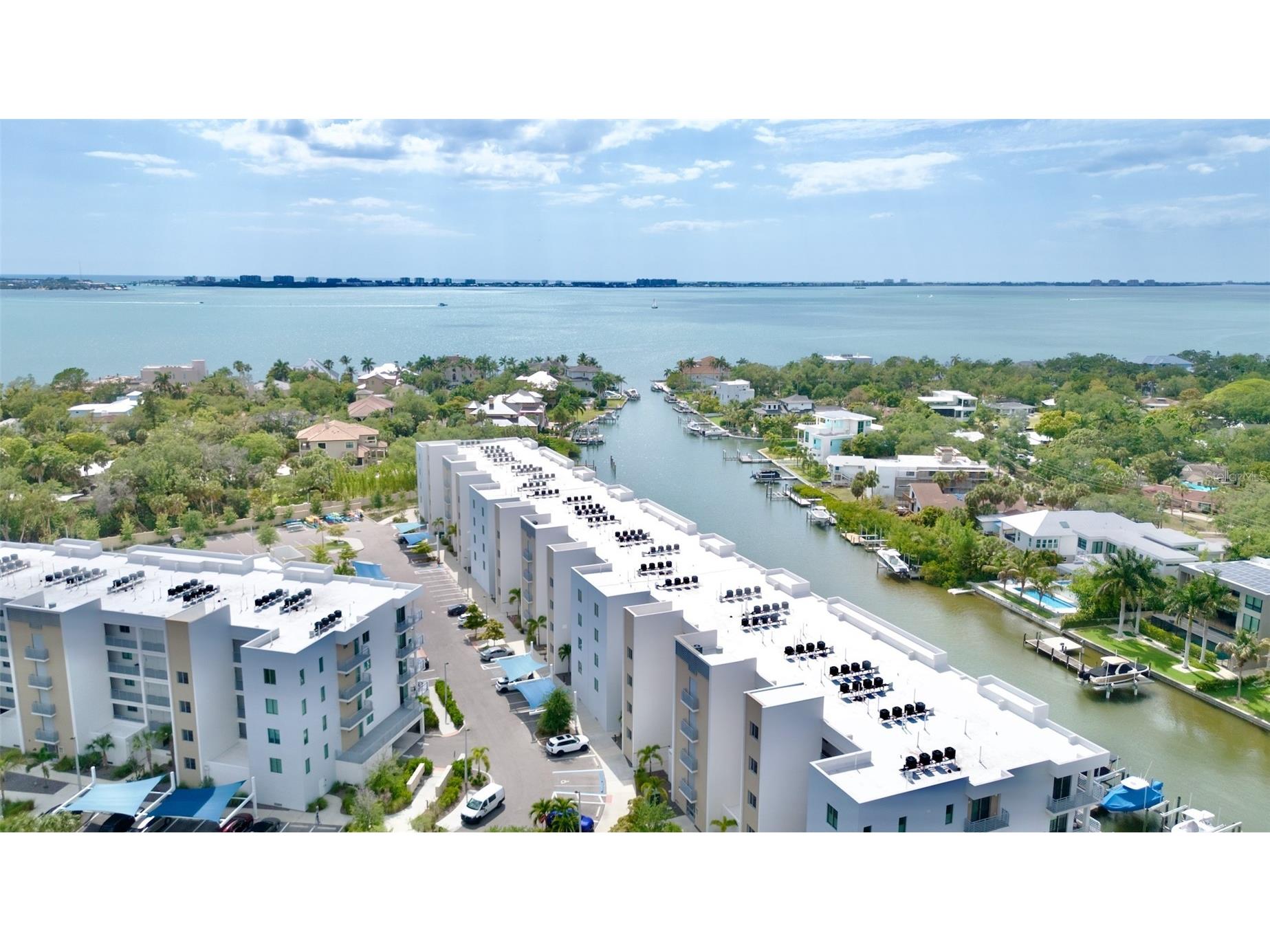 1709 N Tamiami Trail #416 Sarasota FL 34234 - WHITAKER BAYOU A4690932 image1