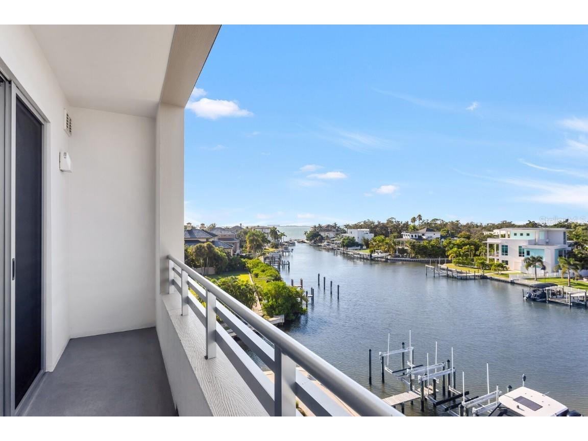 1709 N Tamiami Trail #503 Sarasota FL 34234 - WHITAKER BAYOU SARASOTA BAY A4671066 image1
