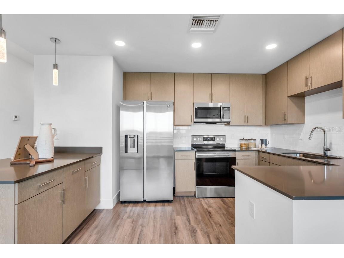 1709 N Tamiami Trail #503 Sarasota FL 34234 - WHITAKER BAYOU SARASOTA BAY A4671066 image10