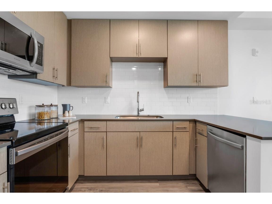 1709 N Tamiami Trail #503 Sarasota FL 34234 - WHITAKER BAYOU SARASOTA BAY A4671066 image11