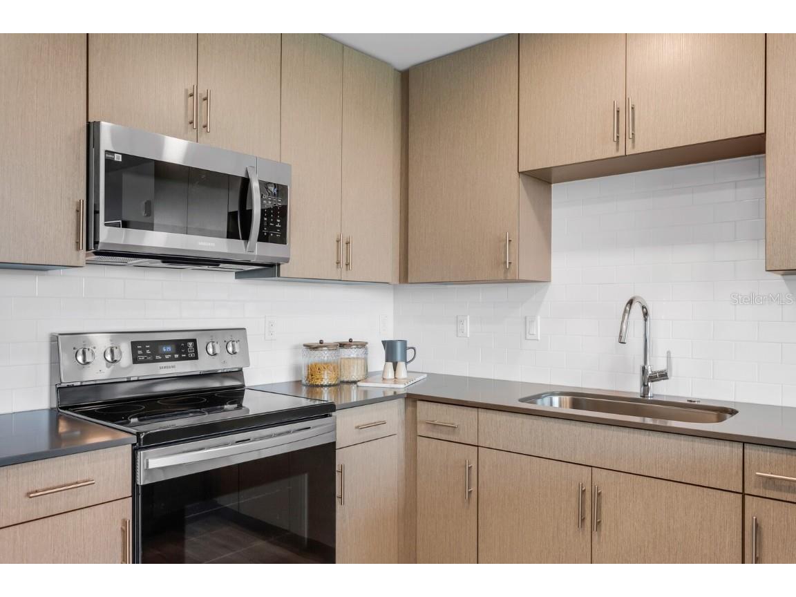 1709 N Tamiami Trail #503 Sarasota FL 34234 - WHITAKER BAYOU SARASOTA BAY A4671066 image12