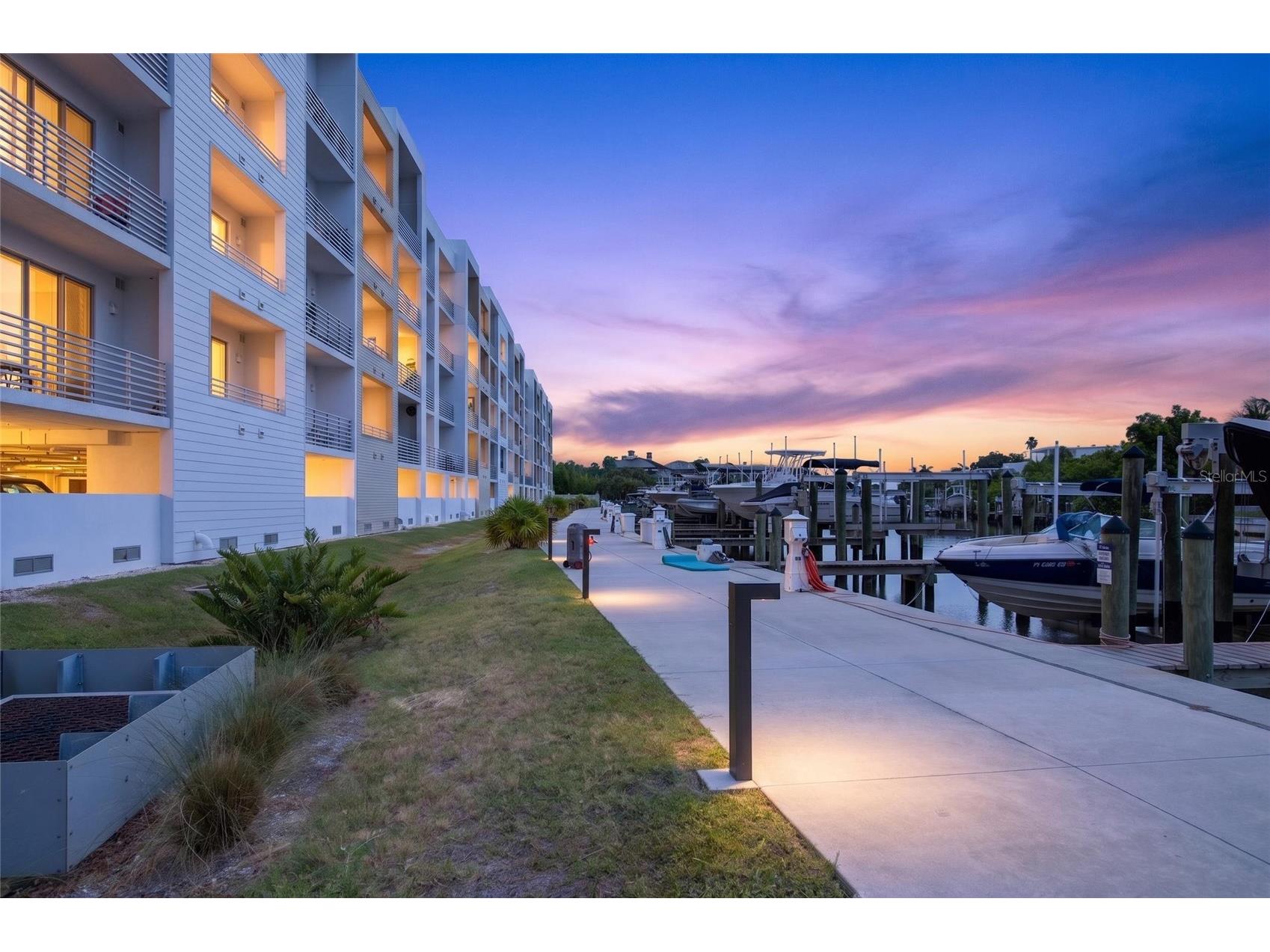 1709 N Tamiami Trail #505 Sarasota FL 34234 A4698705 image1