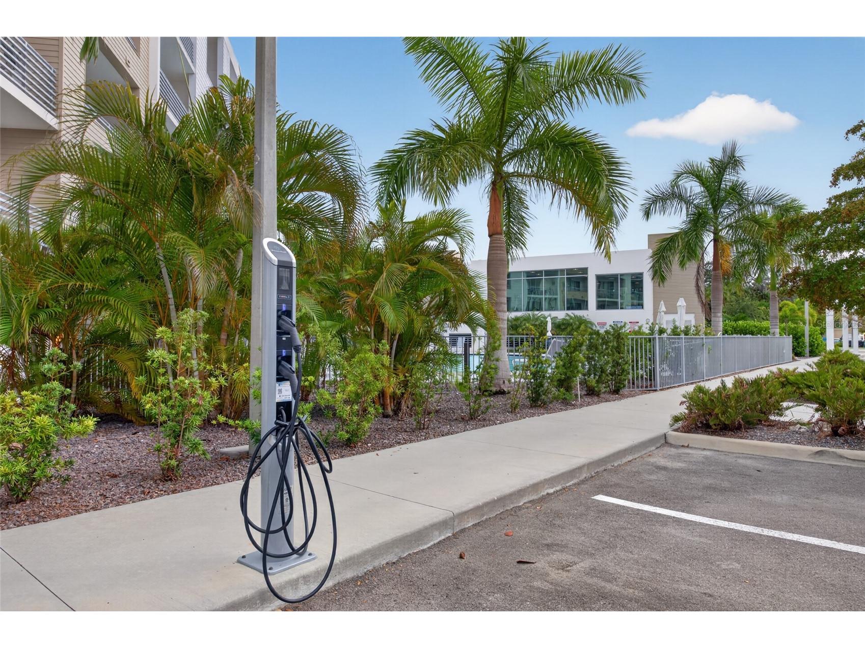 1709 N Tamiami Trail #505 Sarasota FL 34234 A4698705 image28