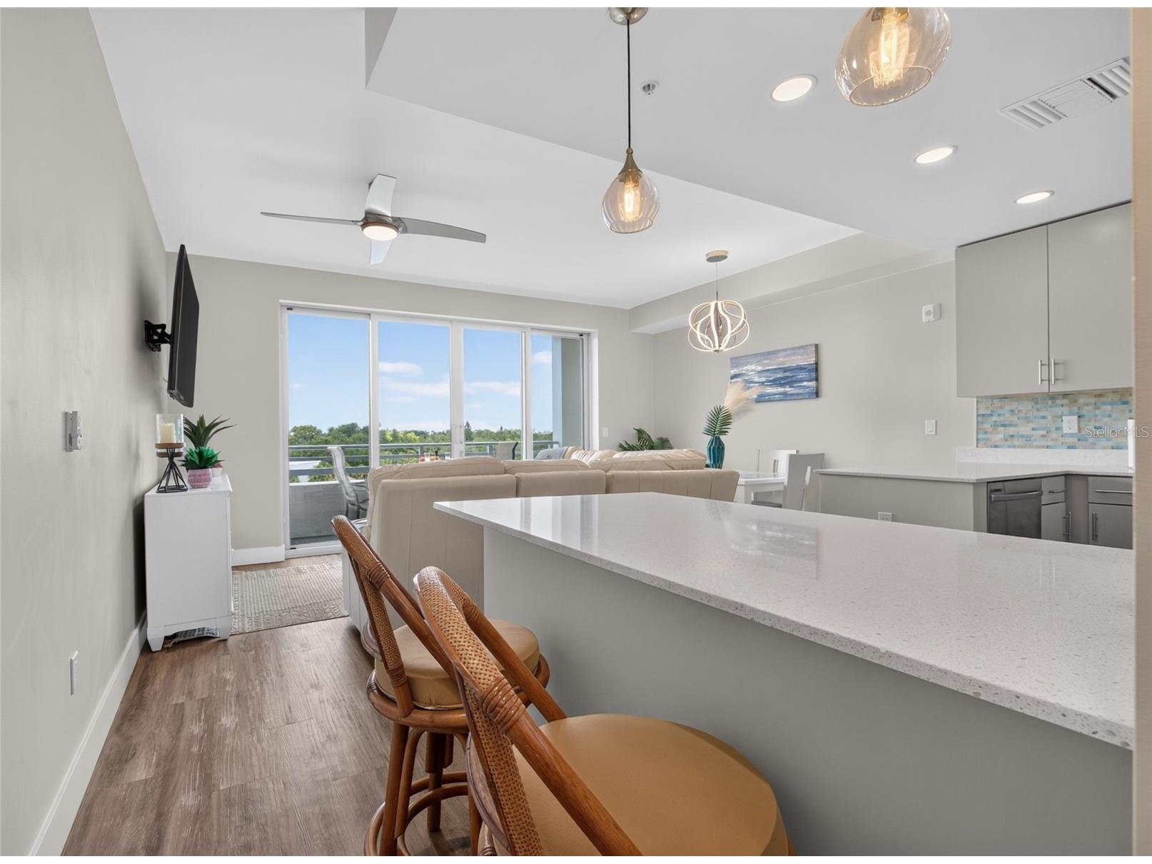 1709 N Tamiami Trail #505 Sarasota FL 34234 A4698705 image8