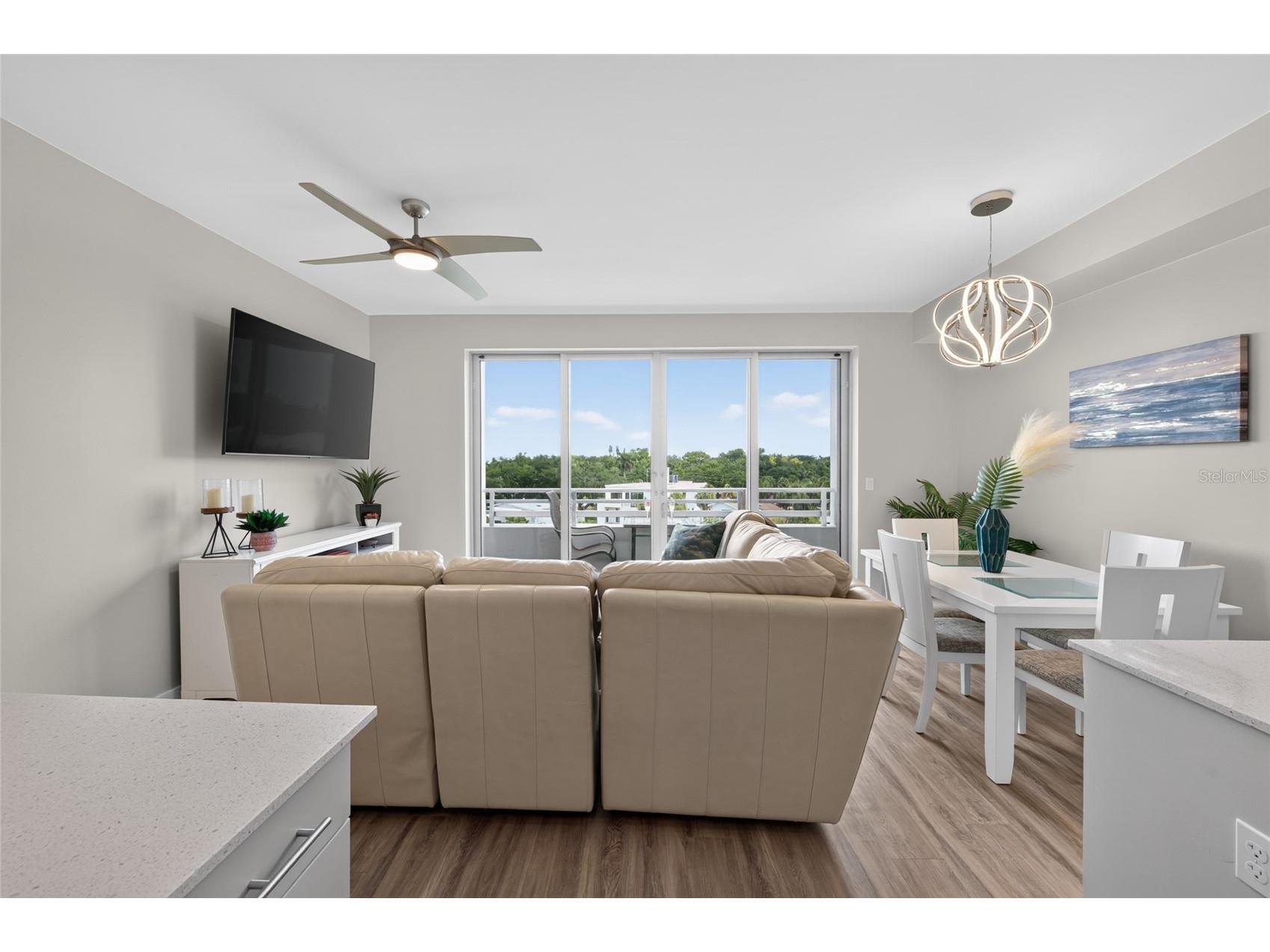 1709 N Tamiami Trail #505 Sarasota FL 34234 A4698705 image9